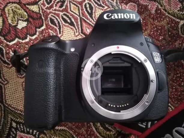canon-60d-body-for-sale-big-1
