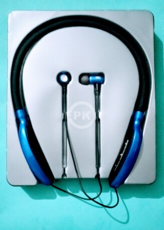 jbl-wireless-headphones-big-2